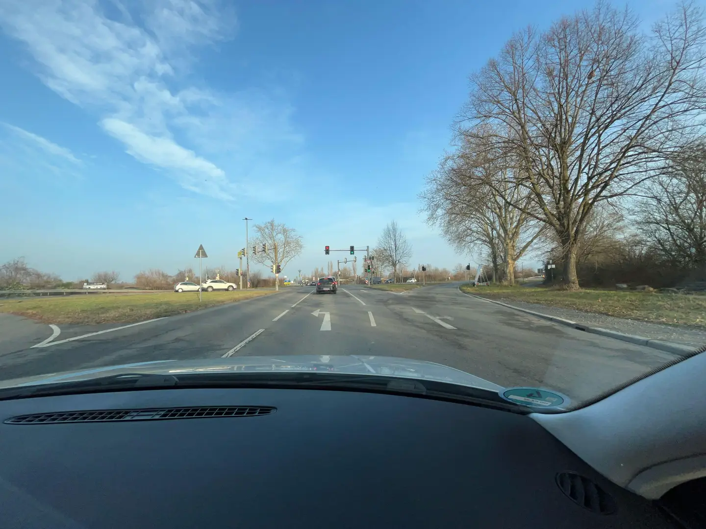 aus Autofahrersicht Höhe Ampel