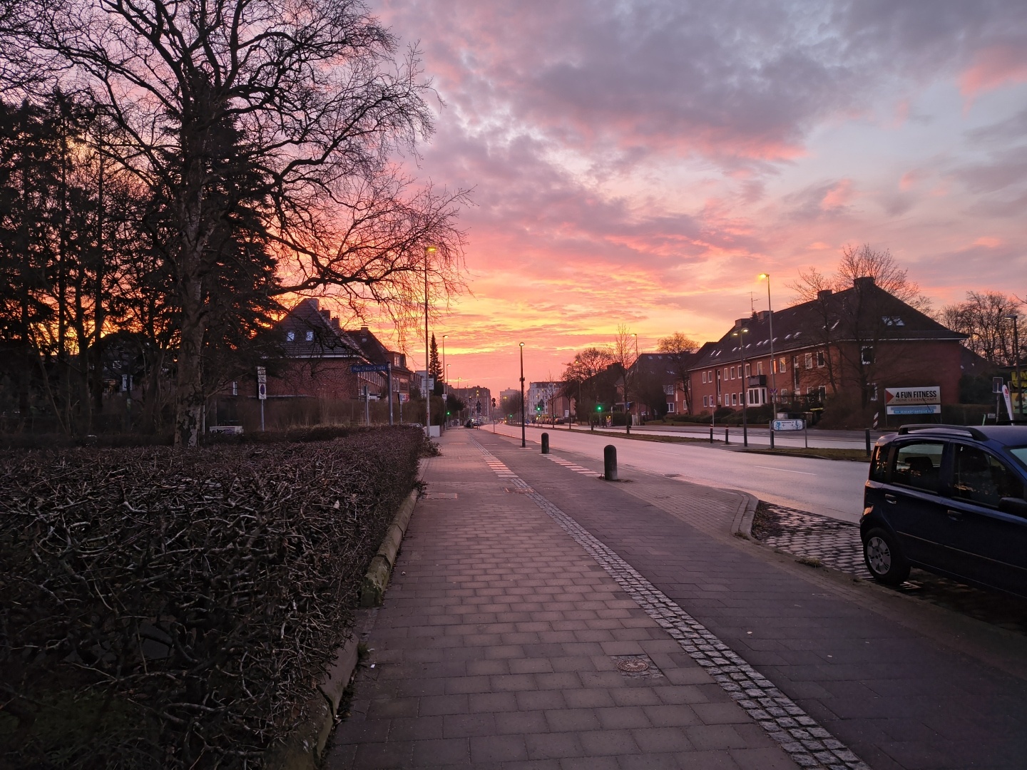 Sonnenaufgang über dem Kronshagener Weg in Kiel